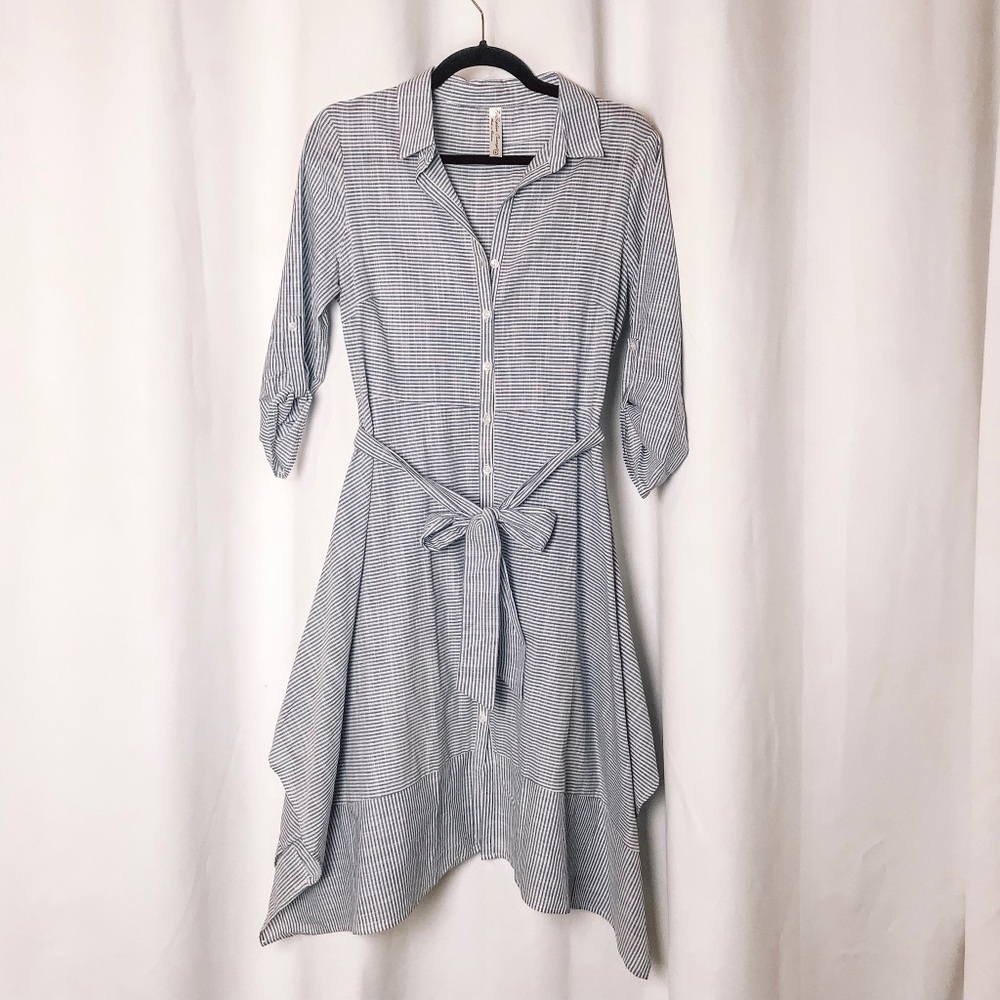 Adorable blue and white stripped midi dress